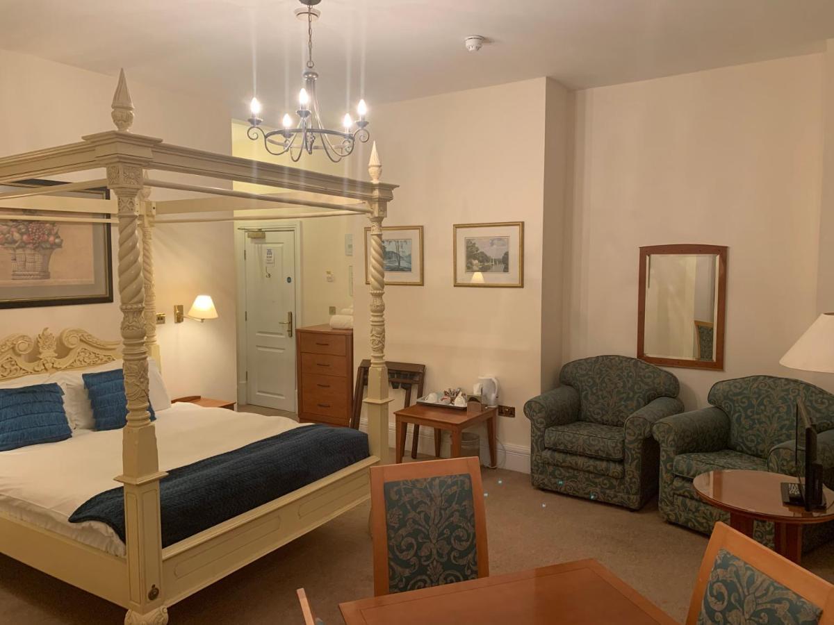 The Waterloo Hotel & Bistro Newport  Extérieur photo